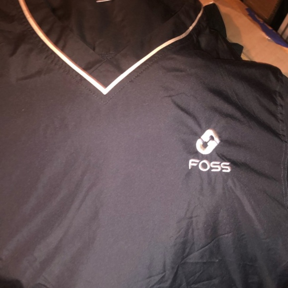 Cutter & Buck Golf Windbreaker Rain Jacket with Foss Maritime Tug co. Branding